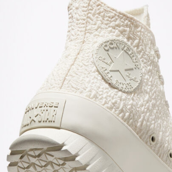 NWT Converse Chuck Taylor All Star Lugged 2.0 Platform - Picture 3 of 10